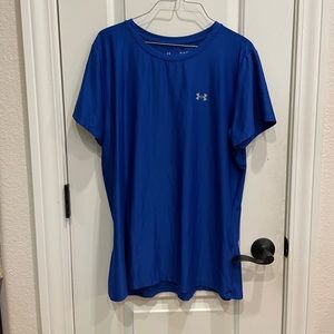 Under Armour top
